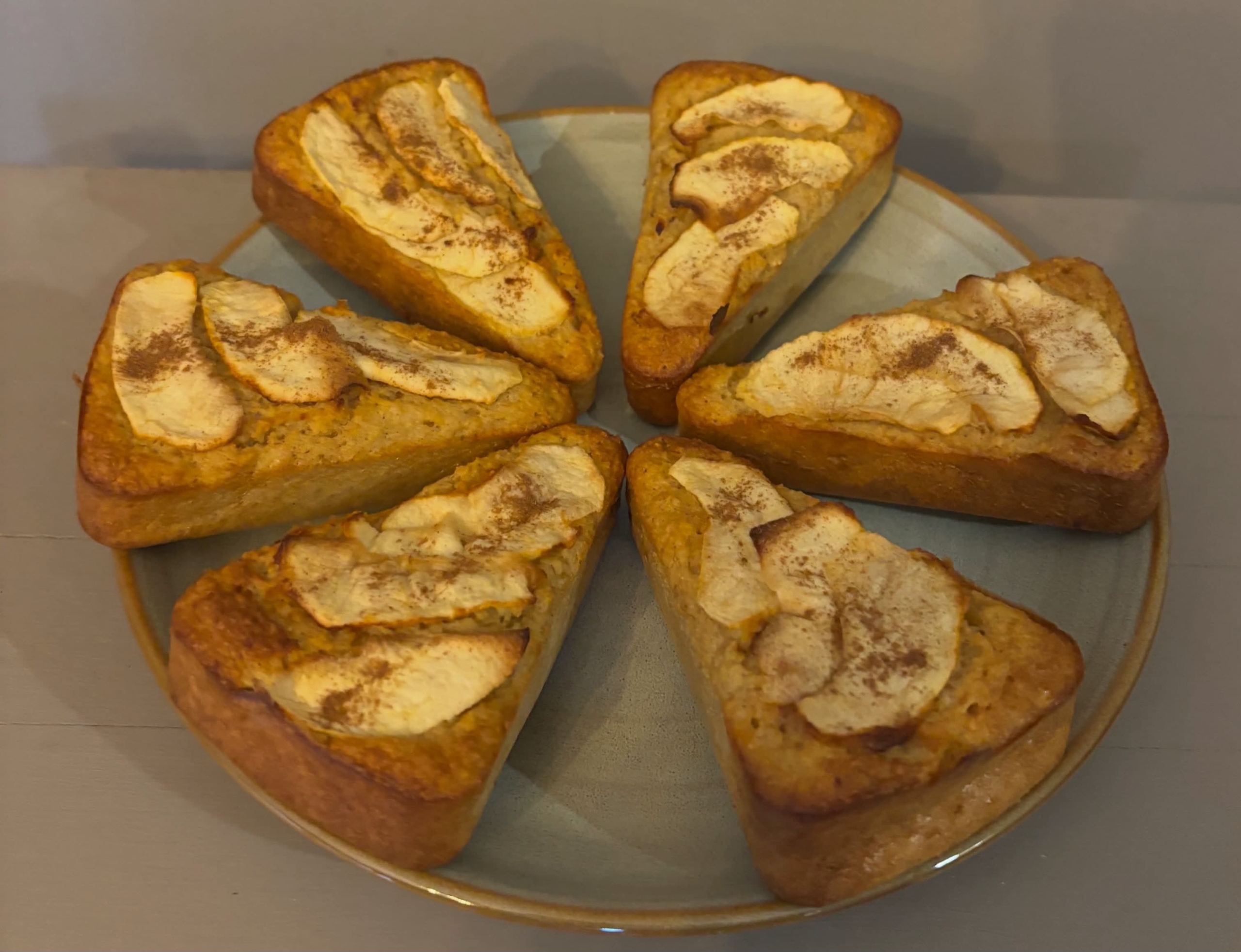 eiwitrijke appel kaneel cake